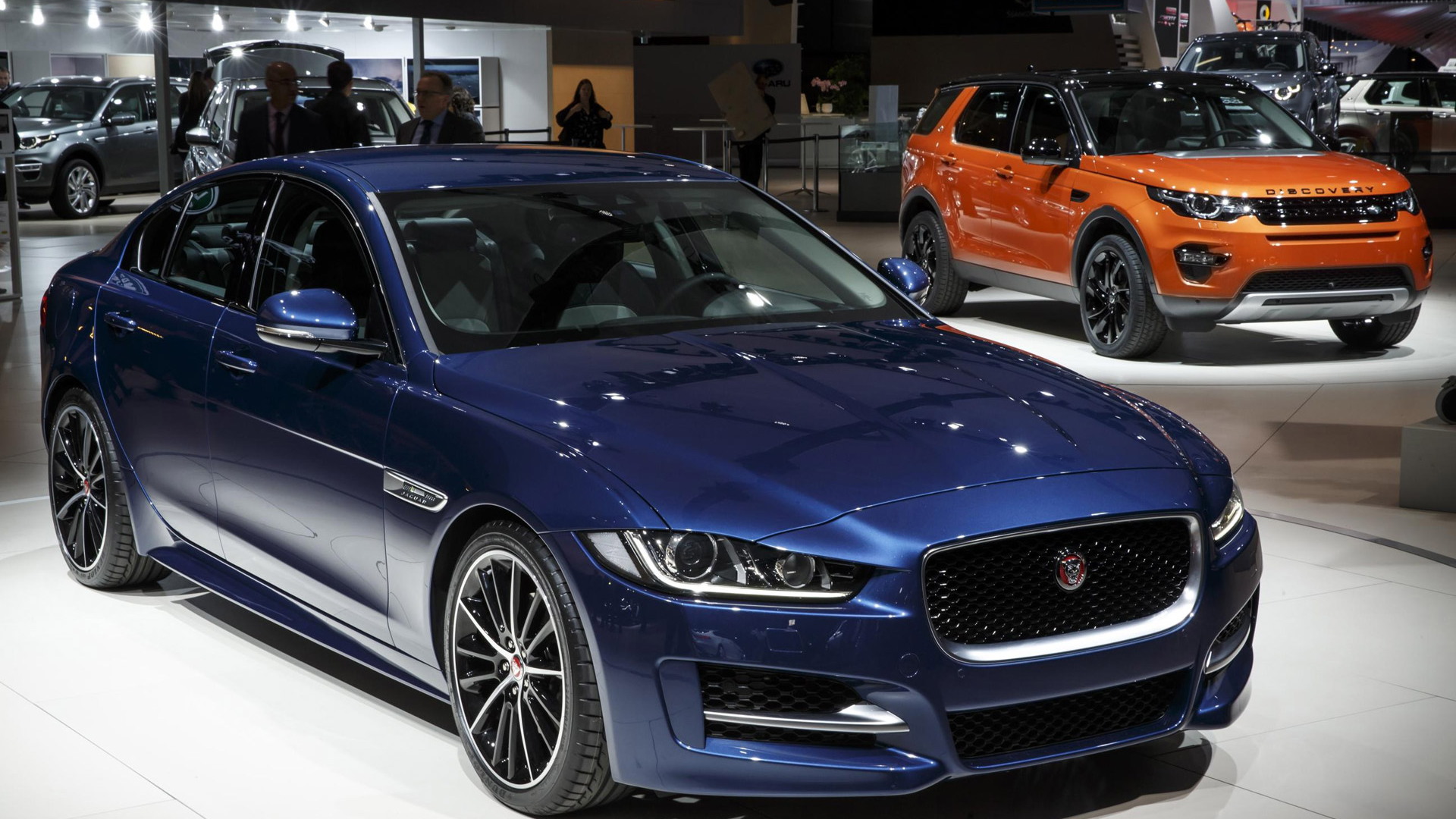 2017 Jaguar XE and 2016 Land Rover Discovery Sport