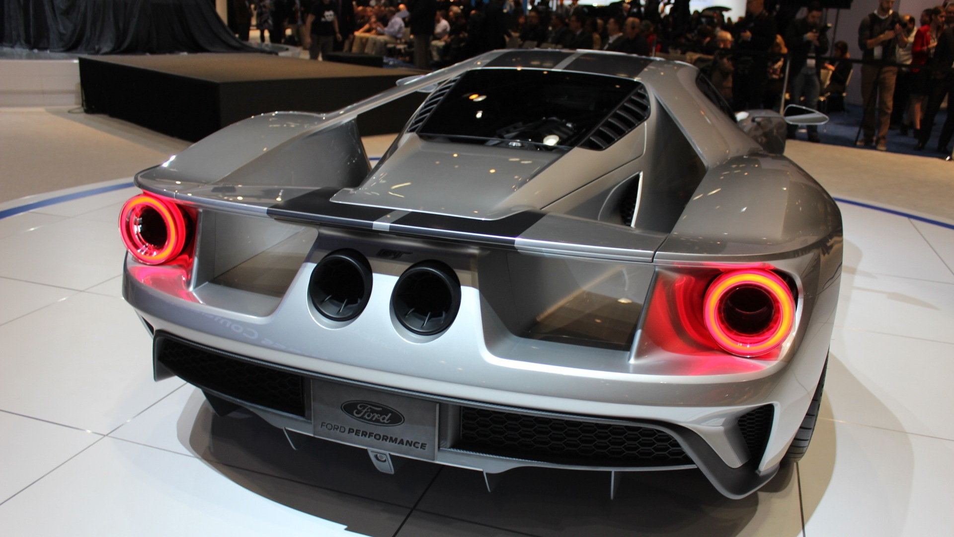 Ford GT prototype - 2015 Chicago Auto Show live photos.