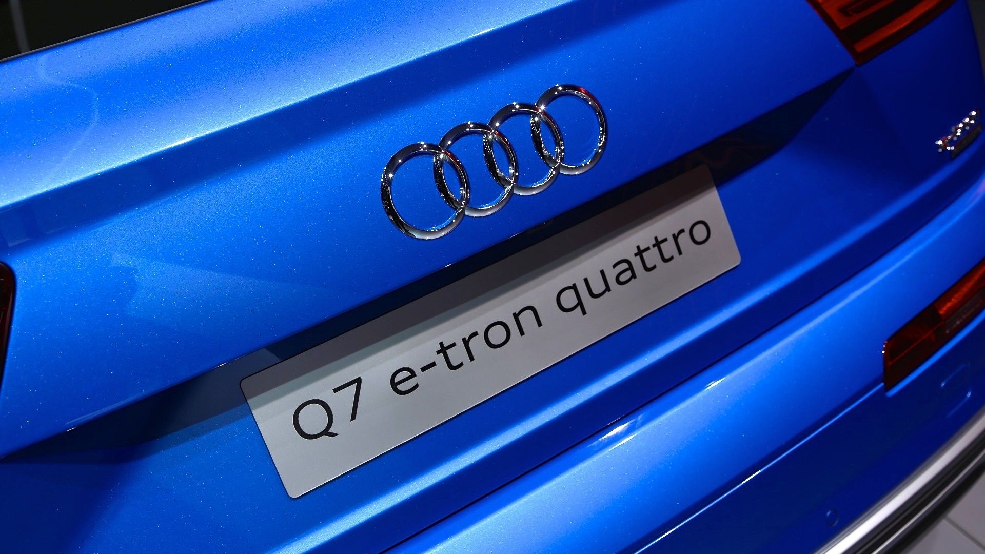 Audi Q7 e-tron