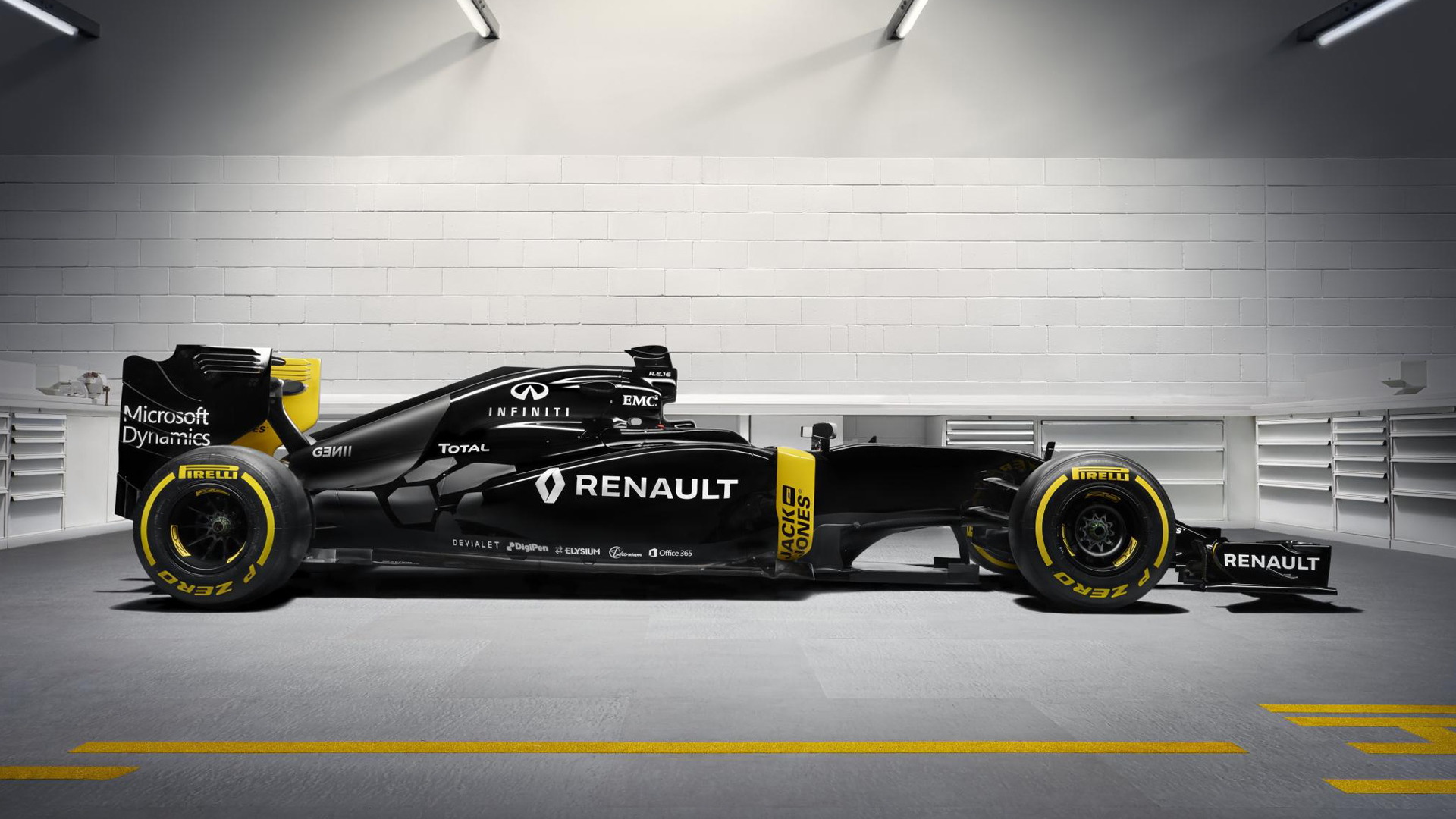 Renault Sport F1 RS16 2016 Formula One car