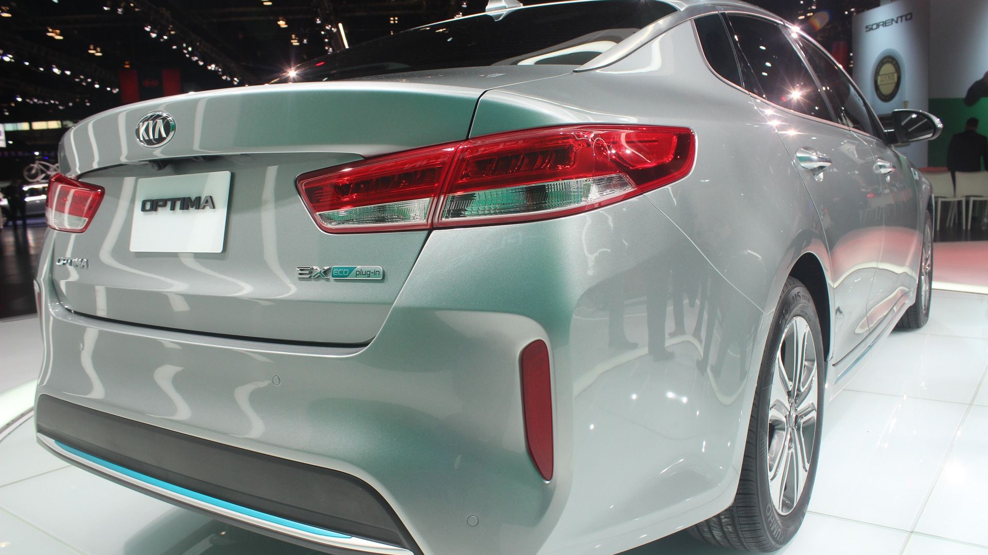 2017 Kia Optima Plug-in Hybrid, 2016 Chicago Auto Show