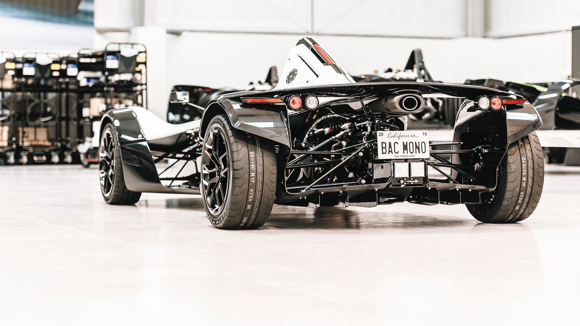 2016 BAC Mono fitted with rear wheel arches made from graphene