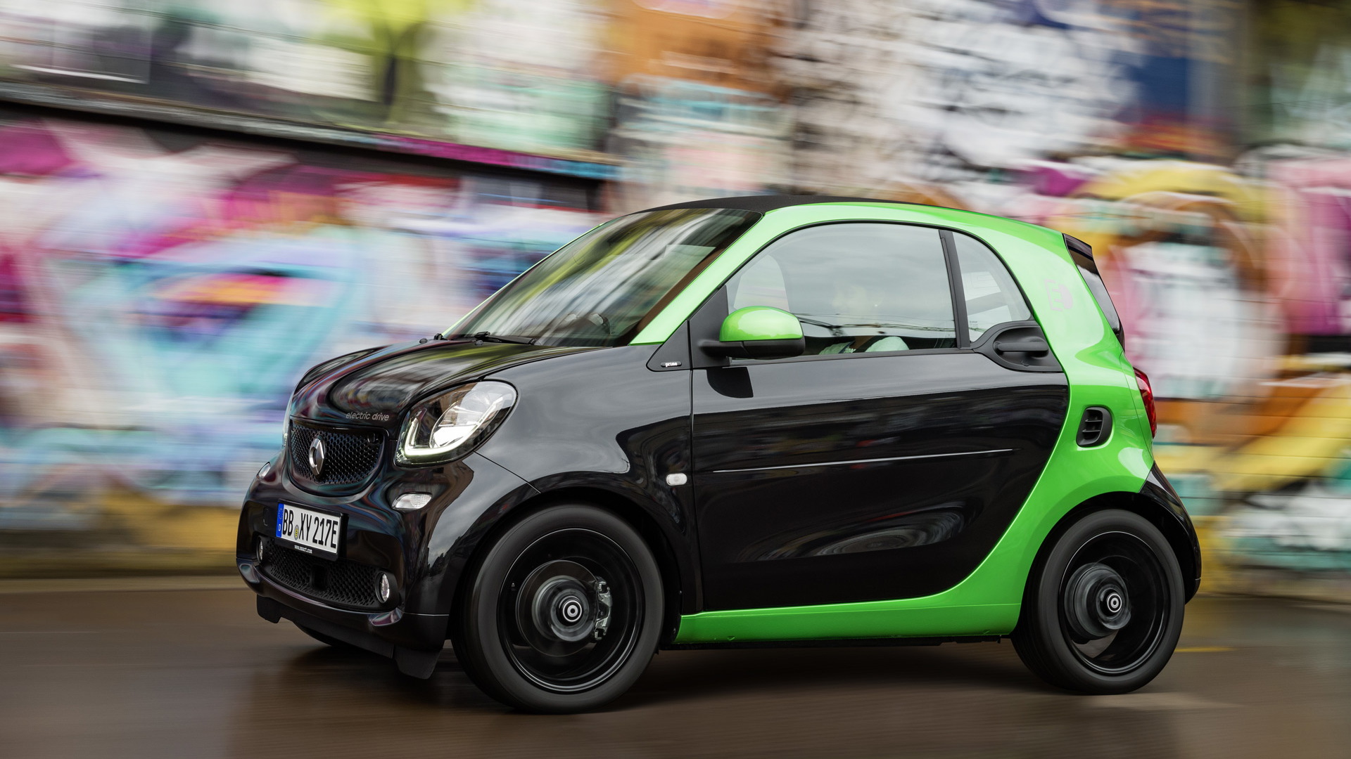 Green Vehicle Briefs: New Smart Fortwo gets a redesign - Victoria Times  Colonist