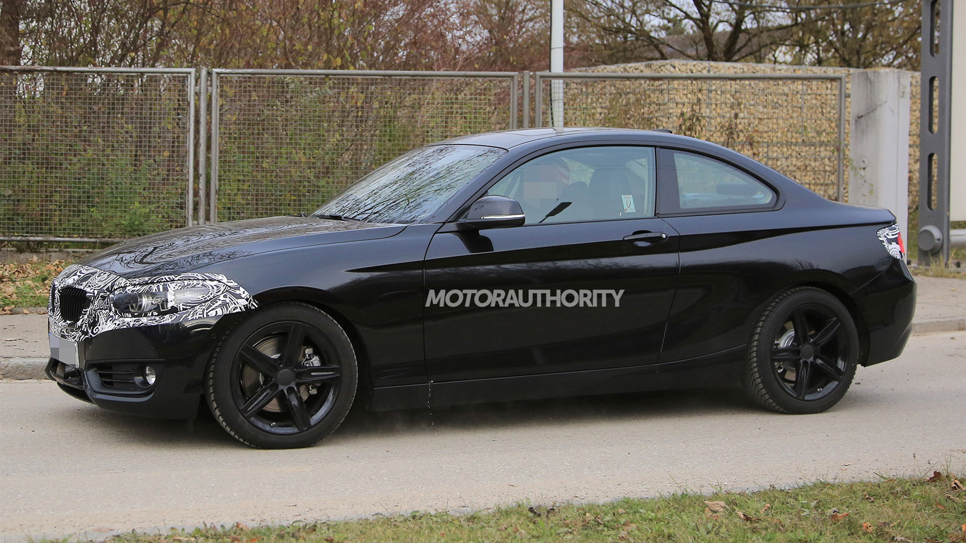 2018 BMW 2-Series facelift spy shots - Image via S. Baldauf/SB-Medien