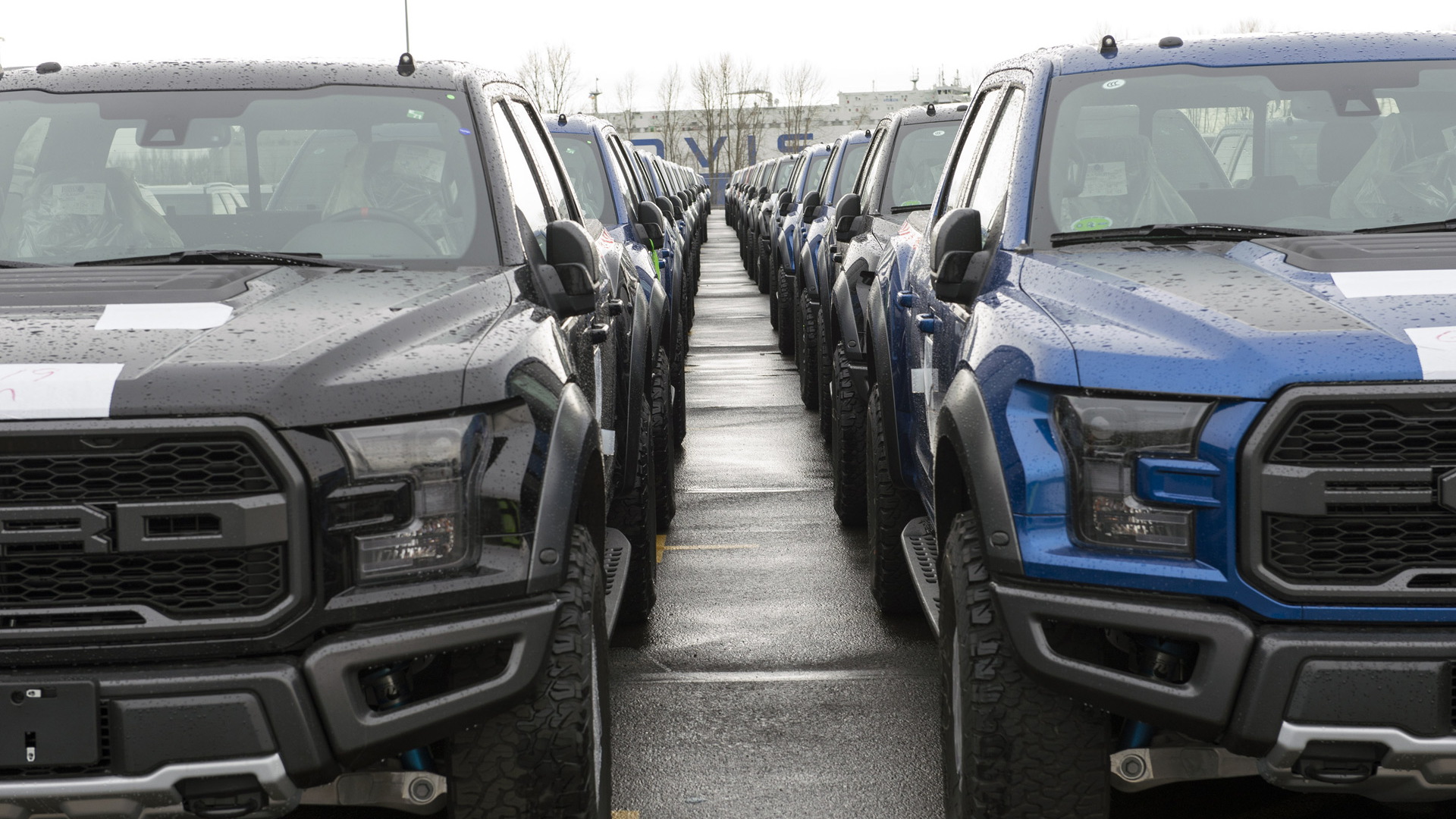2017 Ford F-150 Raptor SuperCrews being shipped to China