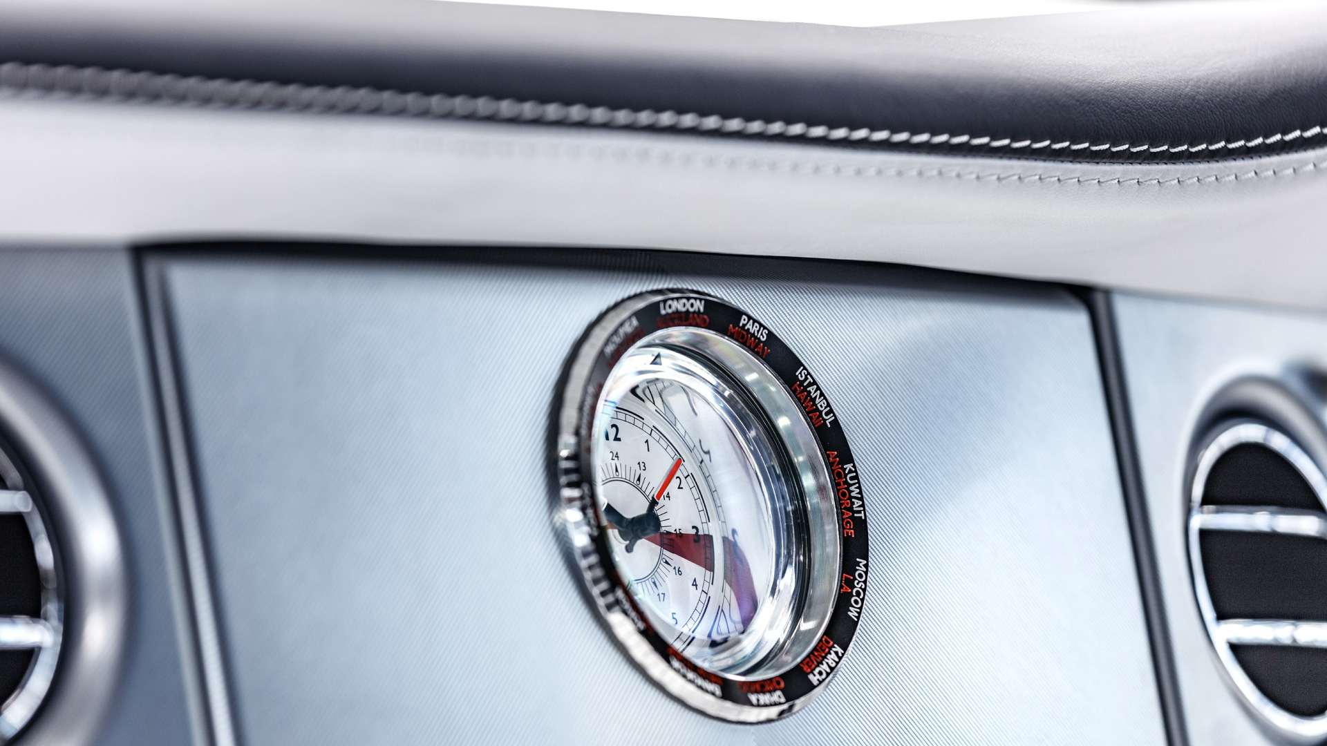 Rolls-Royce Silver Ghost Collection honors the “Best Car in the World”