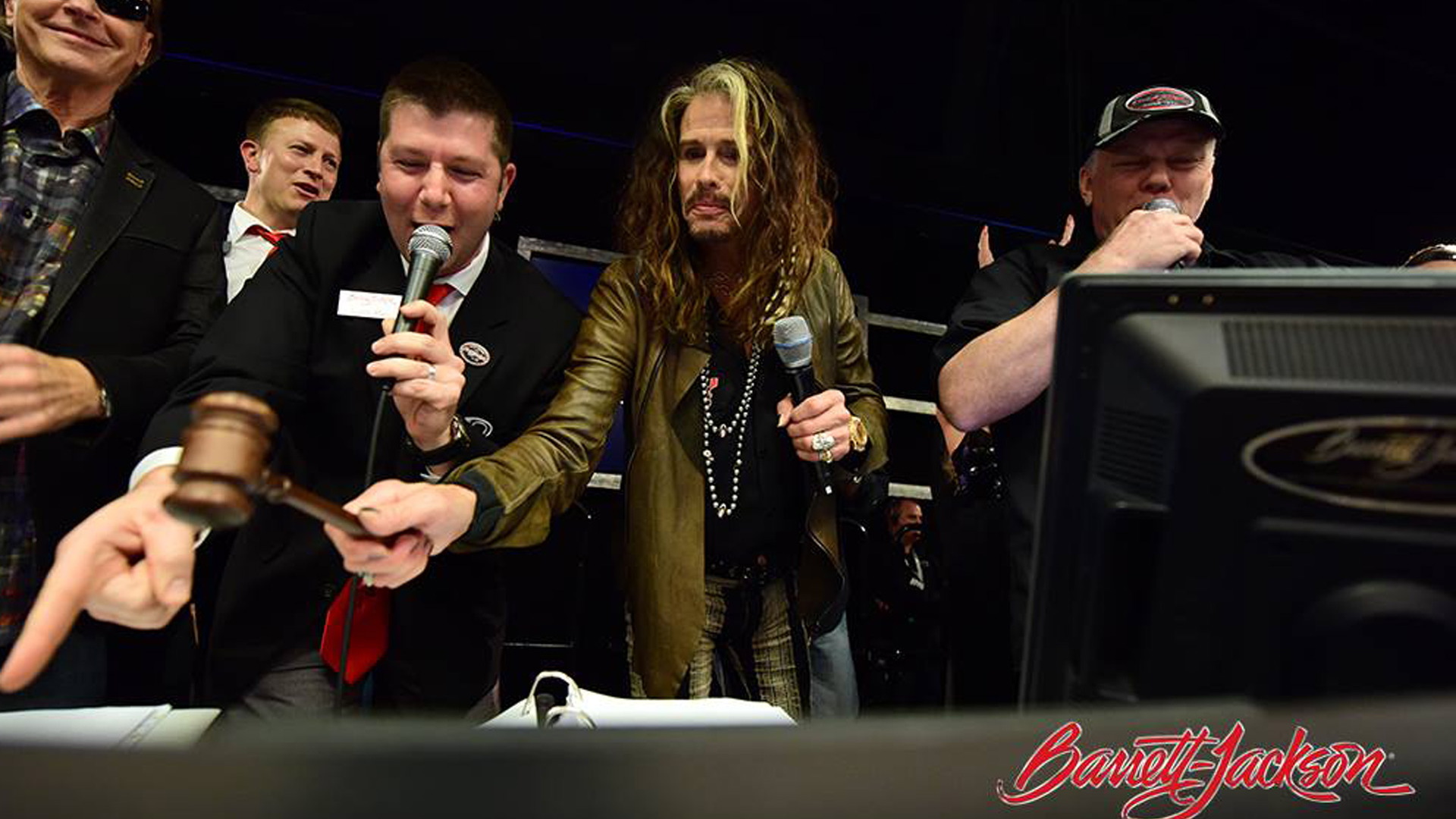 Steven Tyler at the auction of his 2013 Hennessey Venom GT Spyder - January, 2017