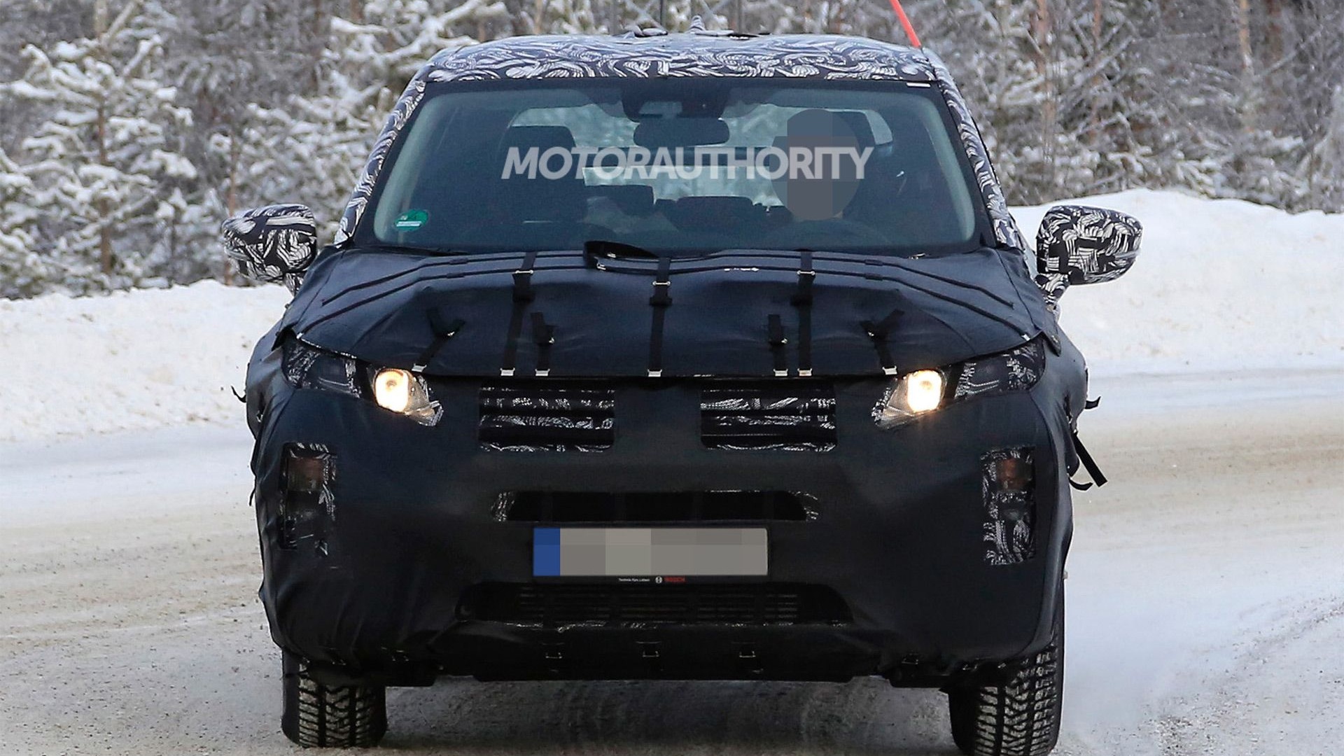 2018 Mitsubishi Eclipse Cross spy shots - Image via S. Baldauf/SB-Medien