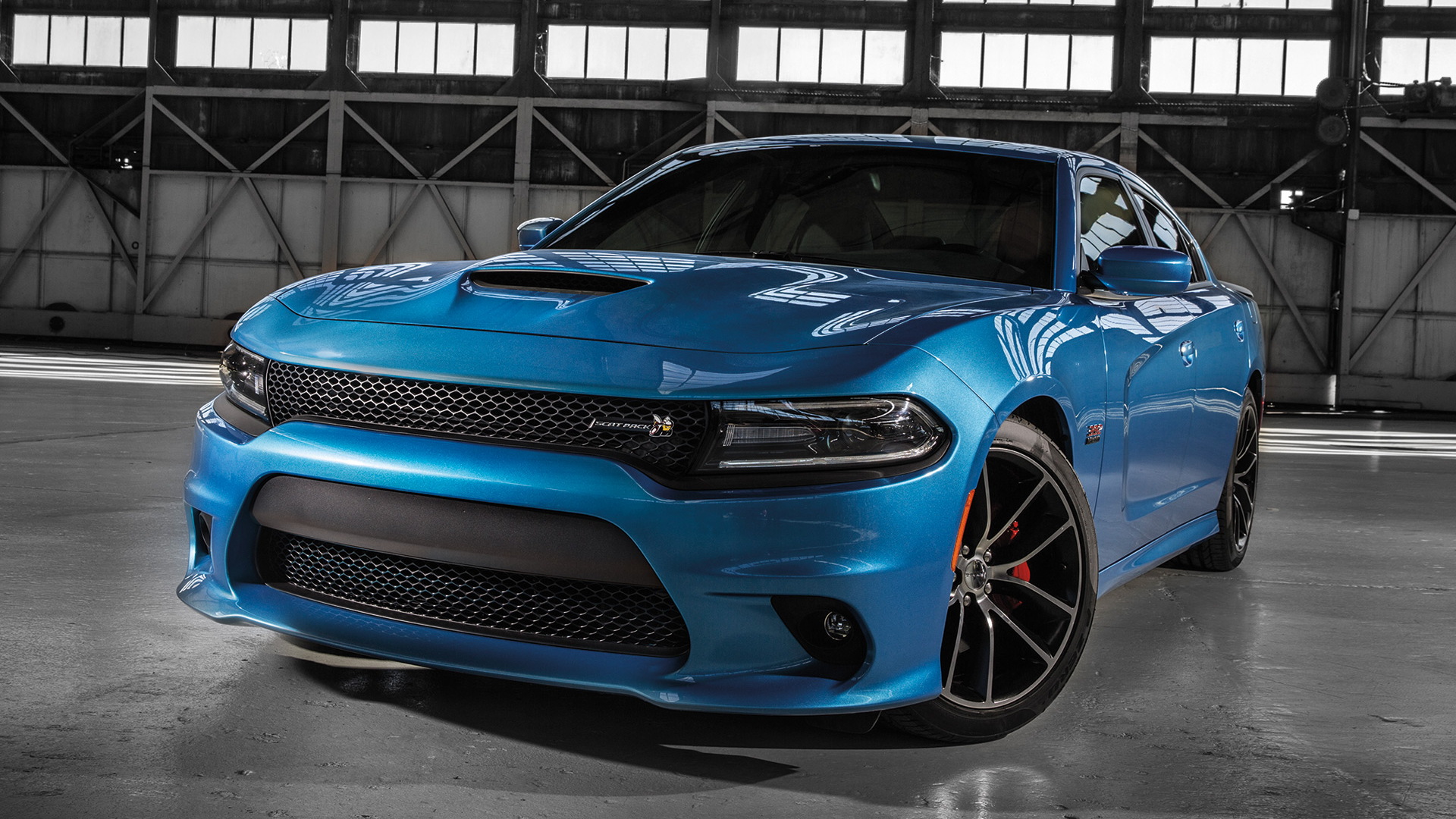 2018 Dodge Charger in B5 Blue