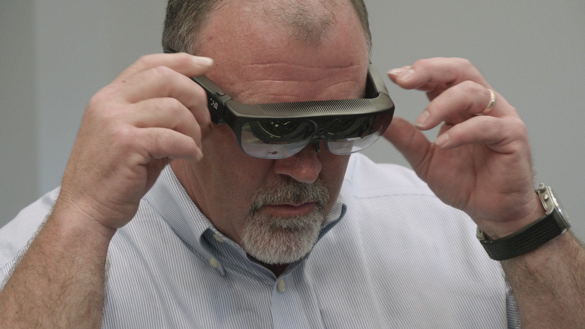 Porsche augmented reality glasses for technicians