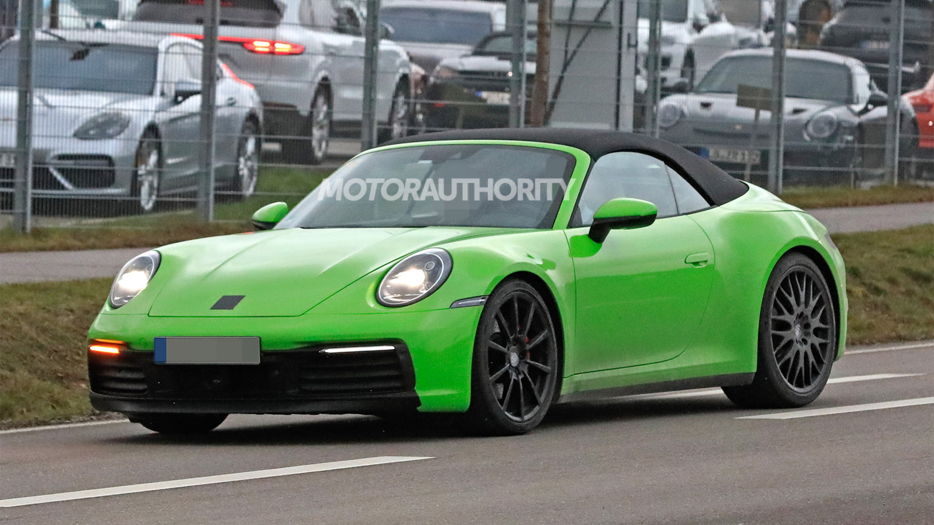 2020 Porsche 911 Cabriolet spy shots - Image via S. Baldauf/SB-Medien