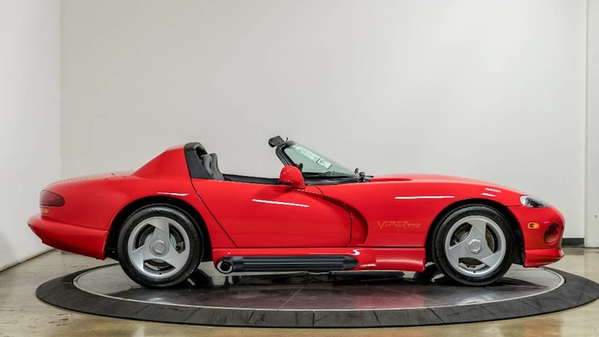 1992 Dodge Viper with 34 miles for sale