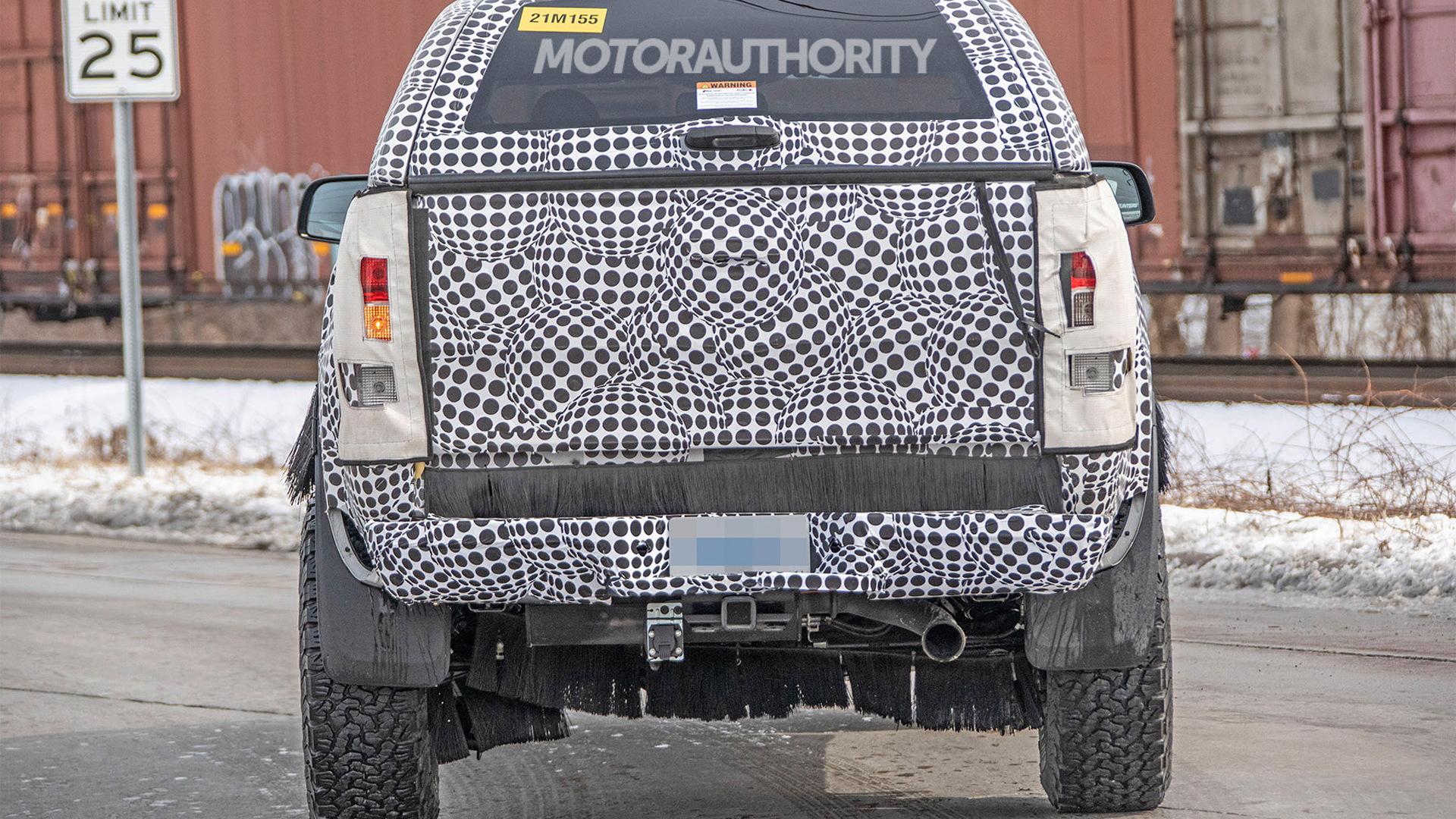 2021 Ford Bronco test mule spy shots - Image via S. Baldauf/SB-Medien
