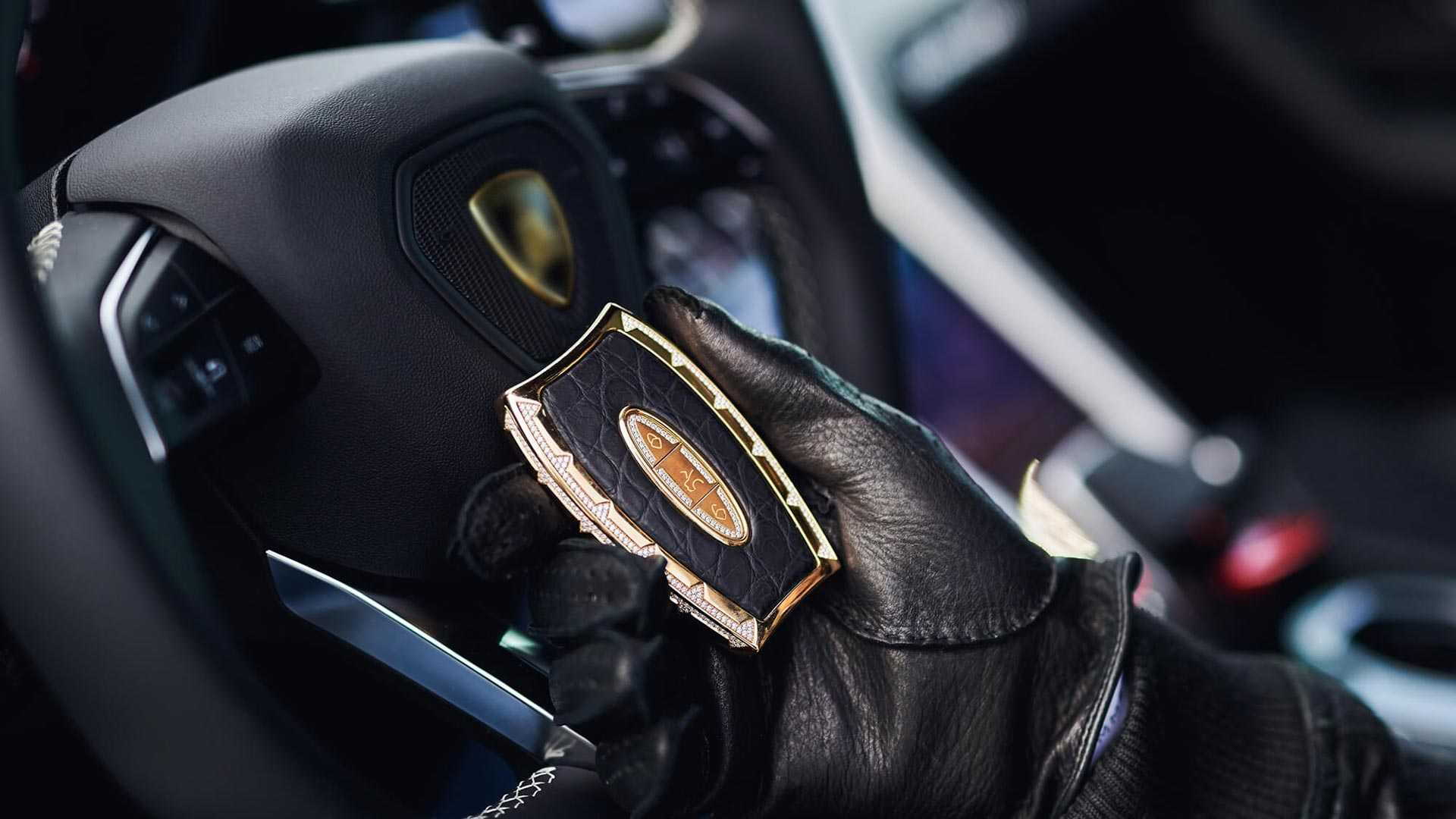 Awain Phantom luxury car key