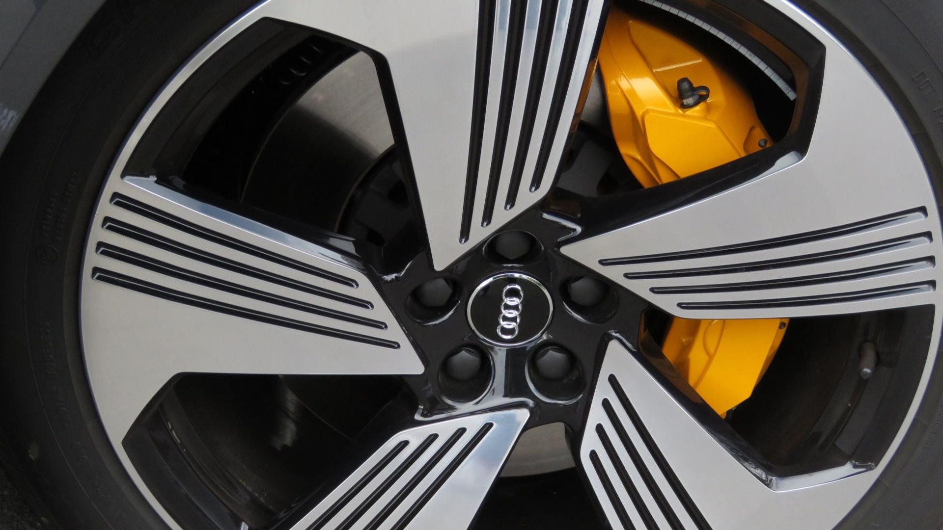 2019 Audi E-tron  -  first drive report  -  Calirornia, May 2019