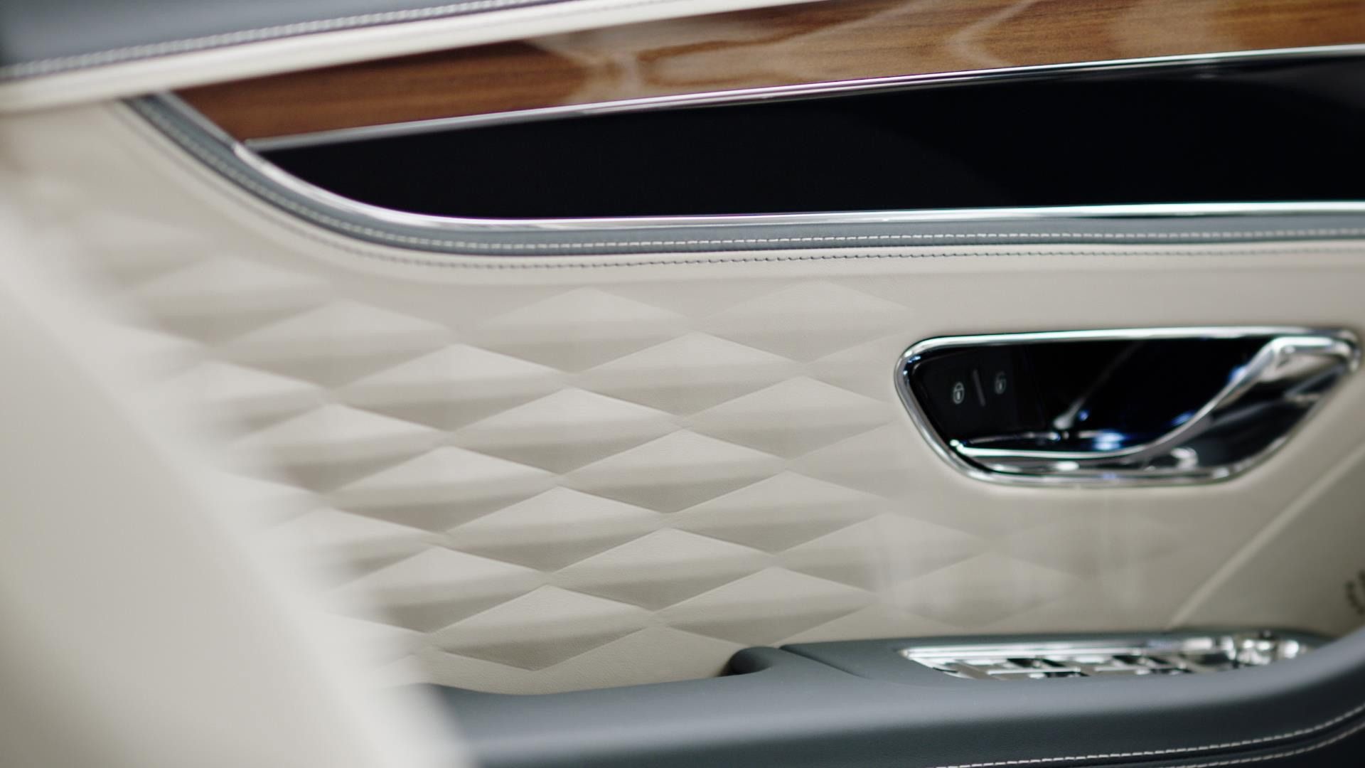 2020 Bentley Flying Spur Teased With Retractable Hood
