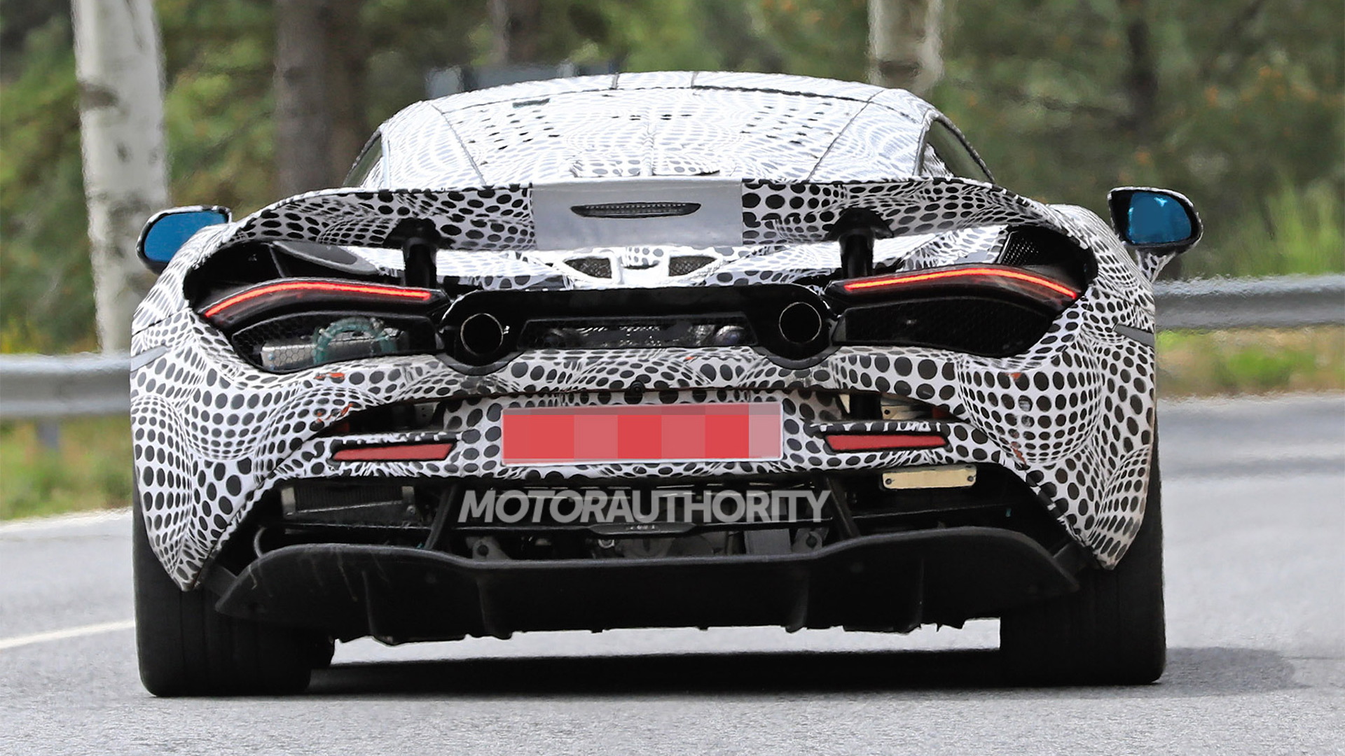 McLaren hybrid test mule spy shots - Image via S. Baldauf/SB-Medien