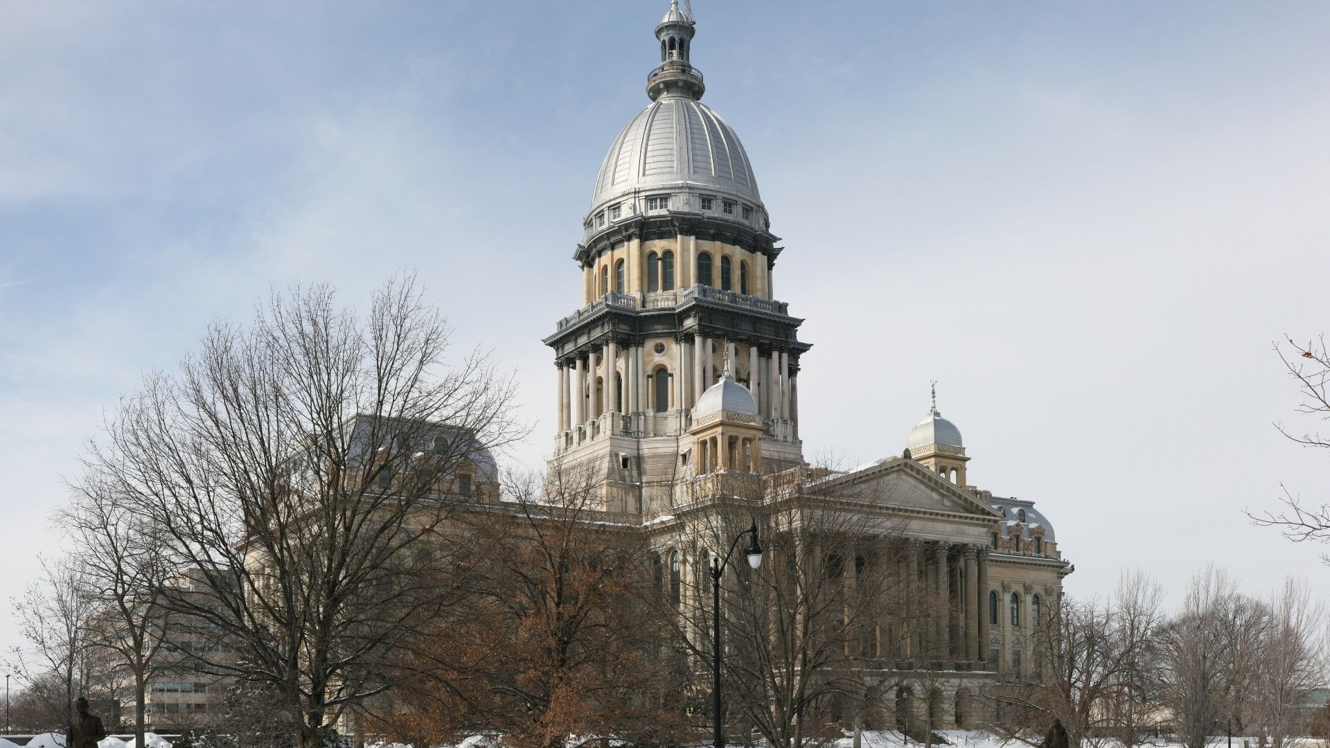 Illinois state capitol [CREDIT: Wikimedia Commons - Daniel Schwen]