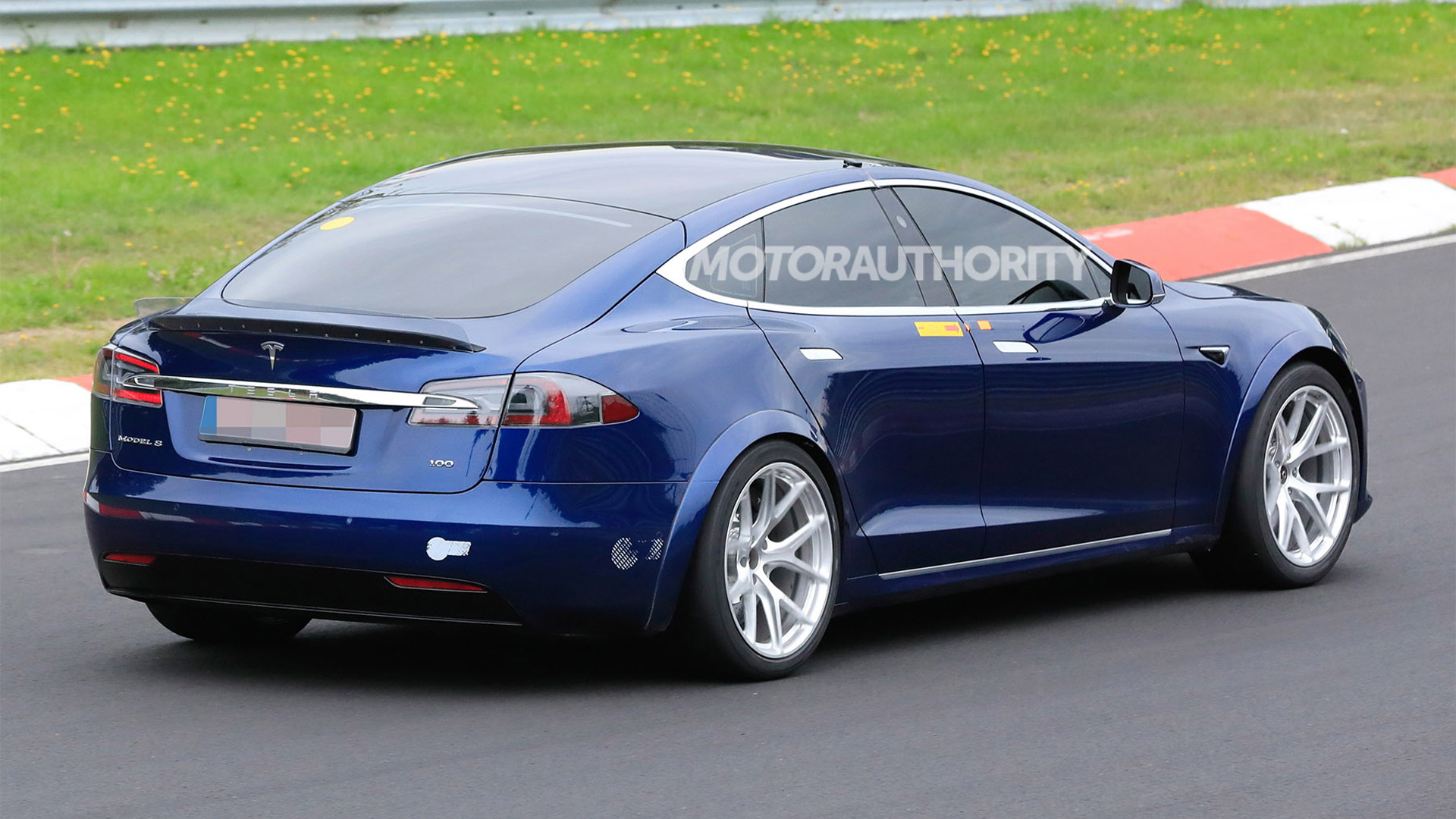 Tesla Model S Plaid spy shots - Photo credit: S. Baldauf/SB-Medien