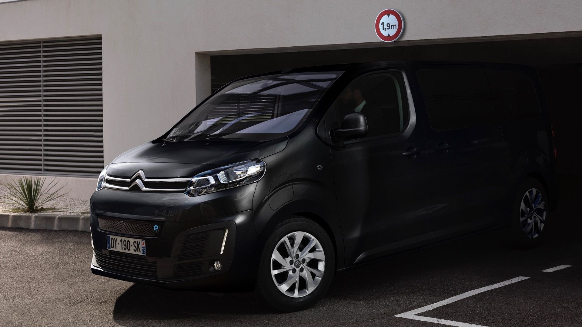 Citroen spacetourer фото