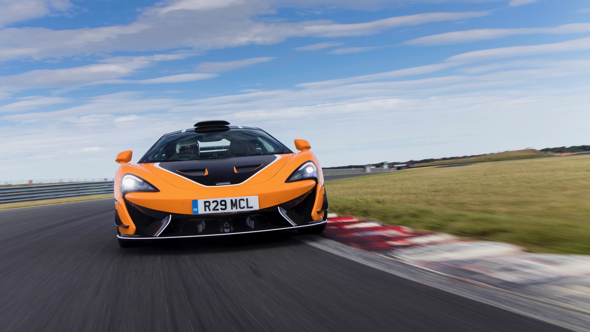 McLaren 620R with MSO R Pack