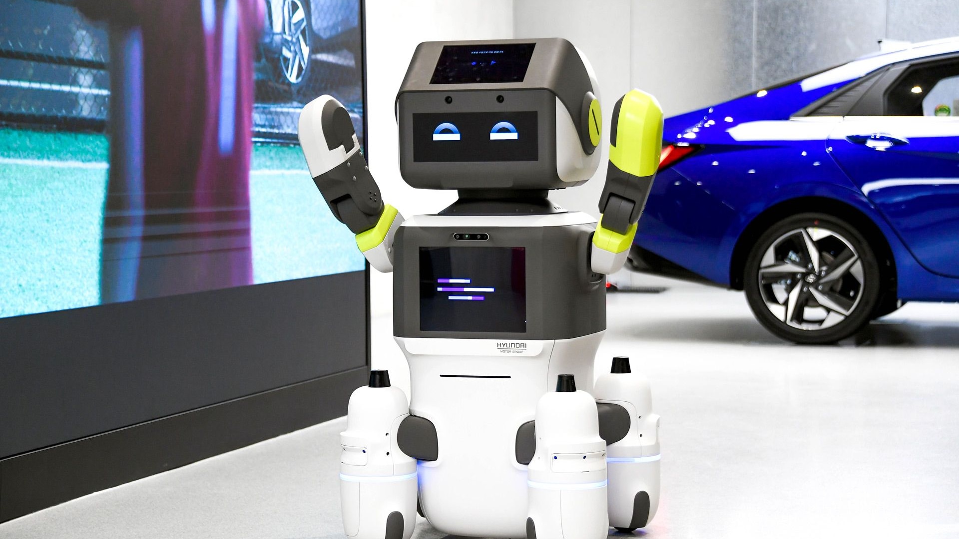 Hyundai Motor Group DAL-e robot assistant
