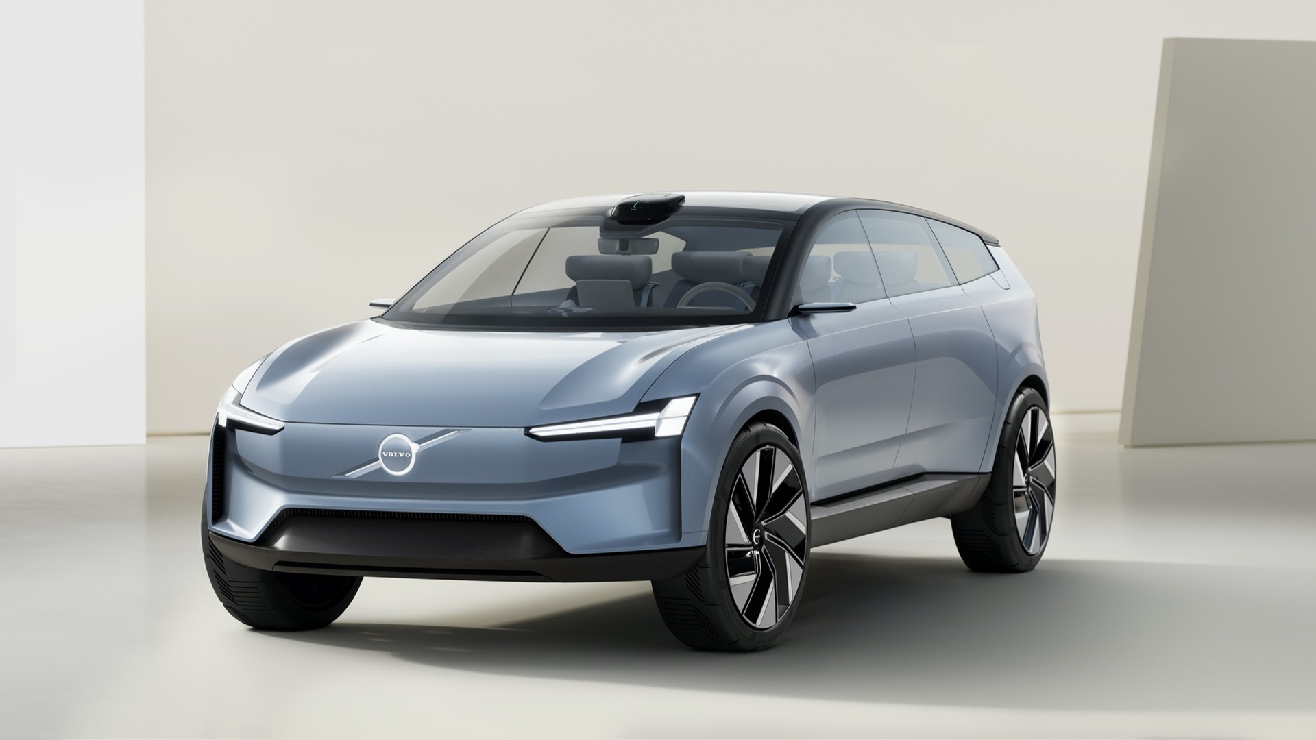 Volvo Concept Recharge  -  June 2021