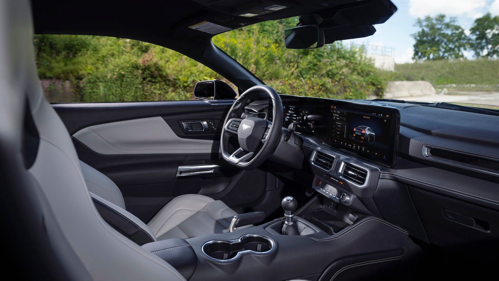2024 Ford Mustang interior