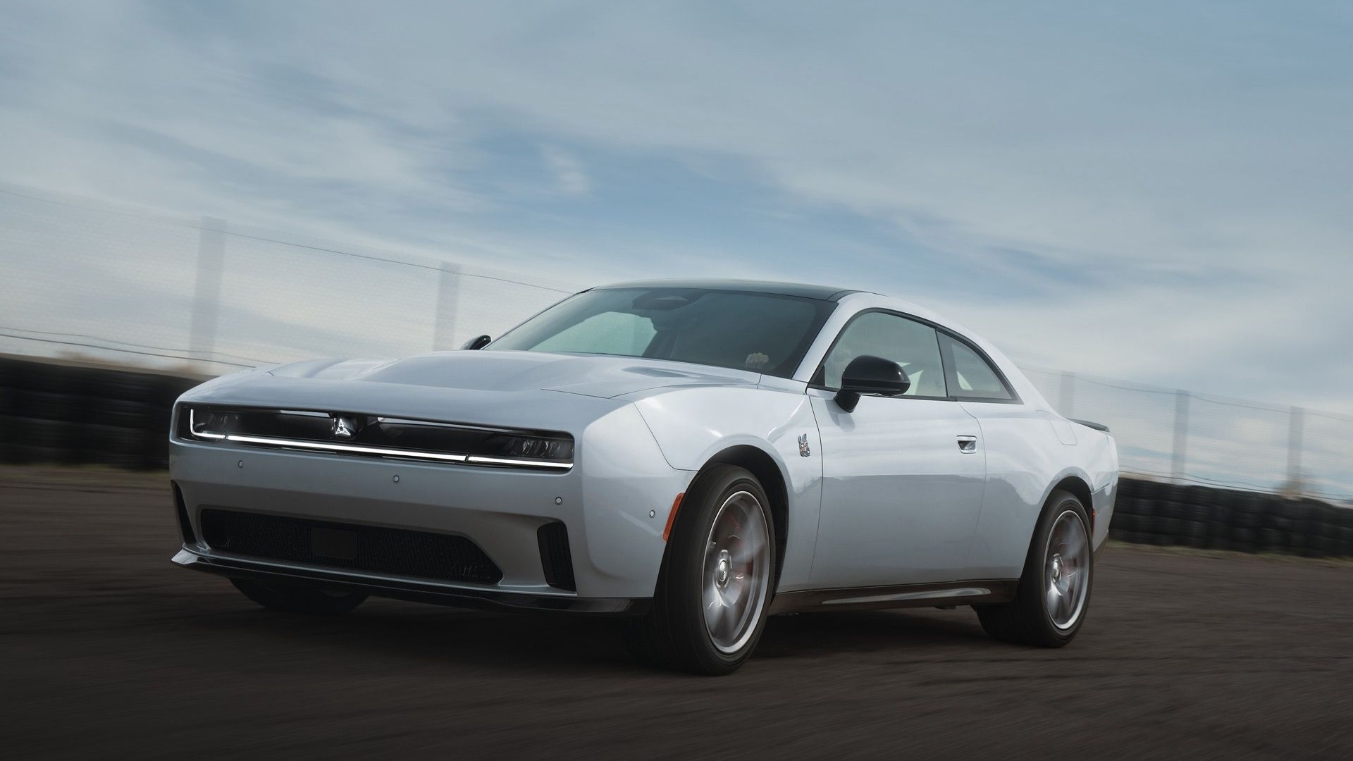 2024 Dodge Charger Daytona EV charges up for 61,590