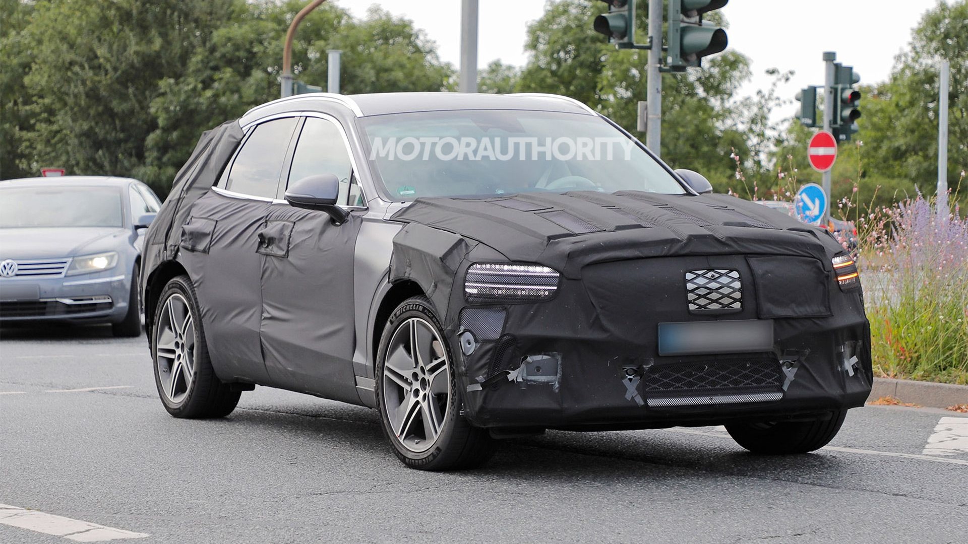 2026 Genesis Electrified GV70 facelift spy shots - Photo via Baldauf