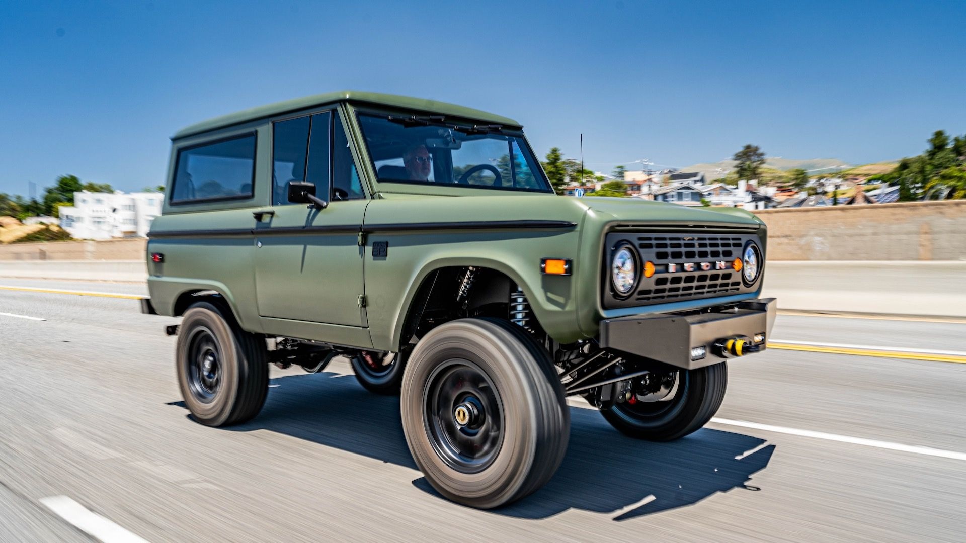 Icon New School Edition 1975 Ford Bronco