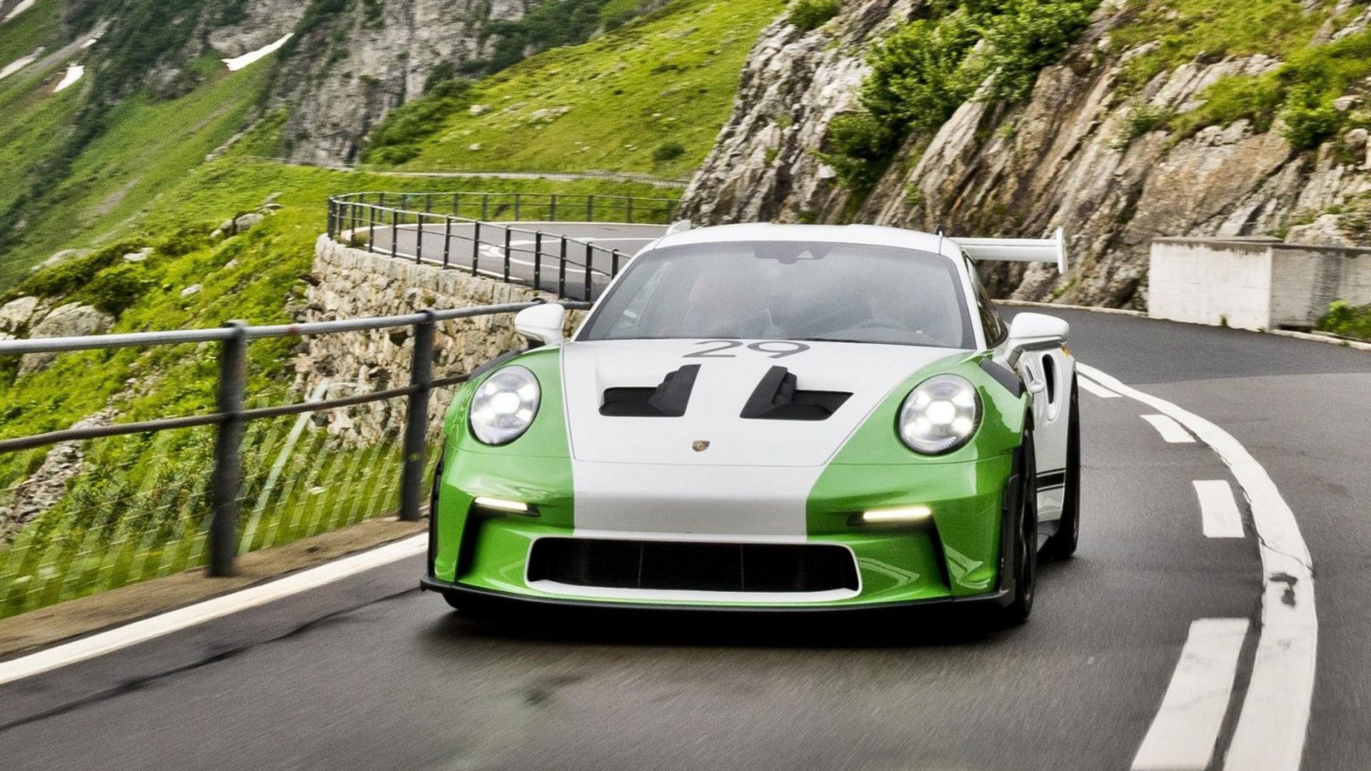 2023 Porsche 911 GT3 RS Tribute to Jo Siffert