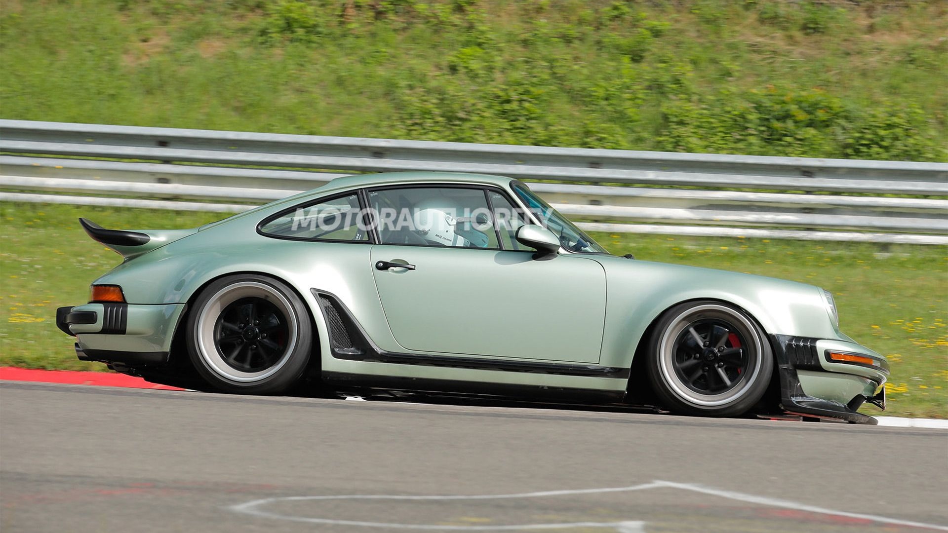 Singer Turbo Study at the Nürburgring - Photo via Baldauf