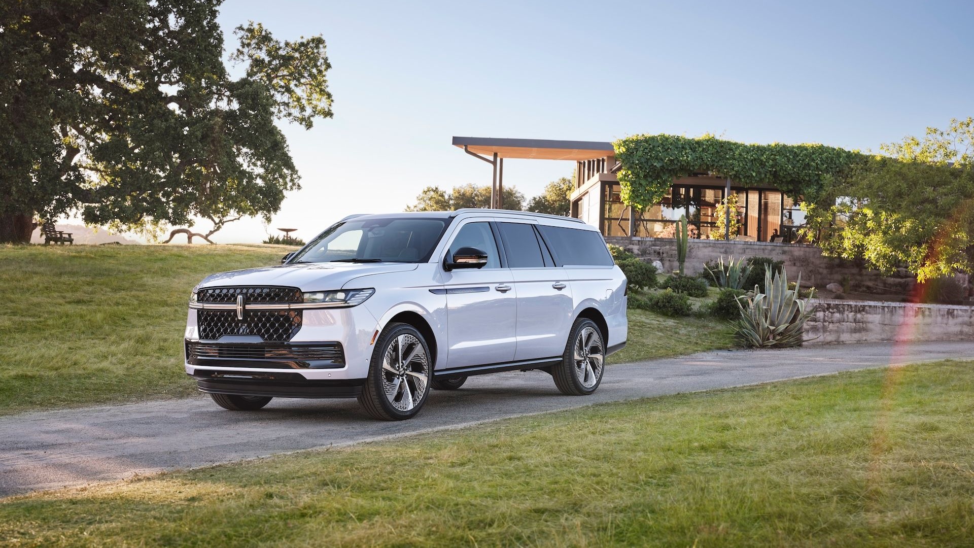 2025 Lincoln Navigator L Black Label