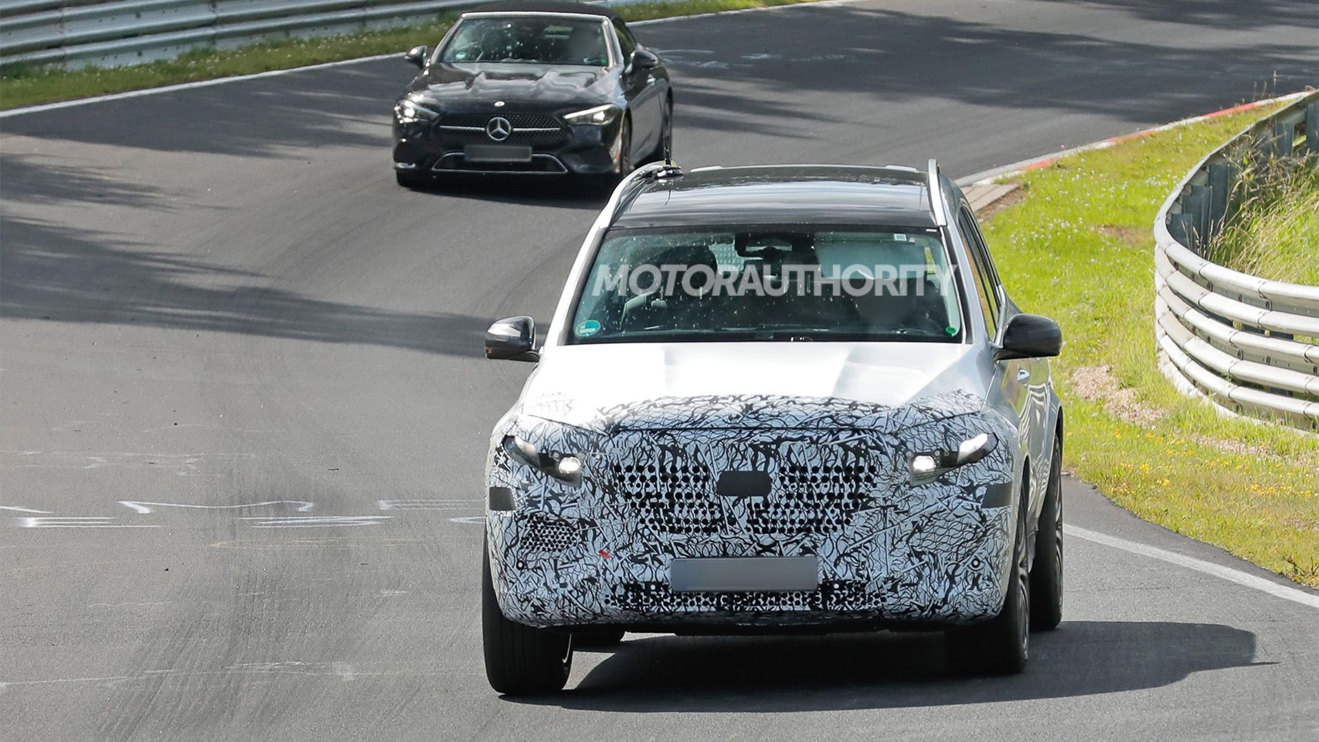 2027 Mercedes-Benz GLS-Class facelift spy shots - Photo via Baldauf