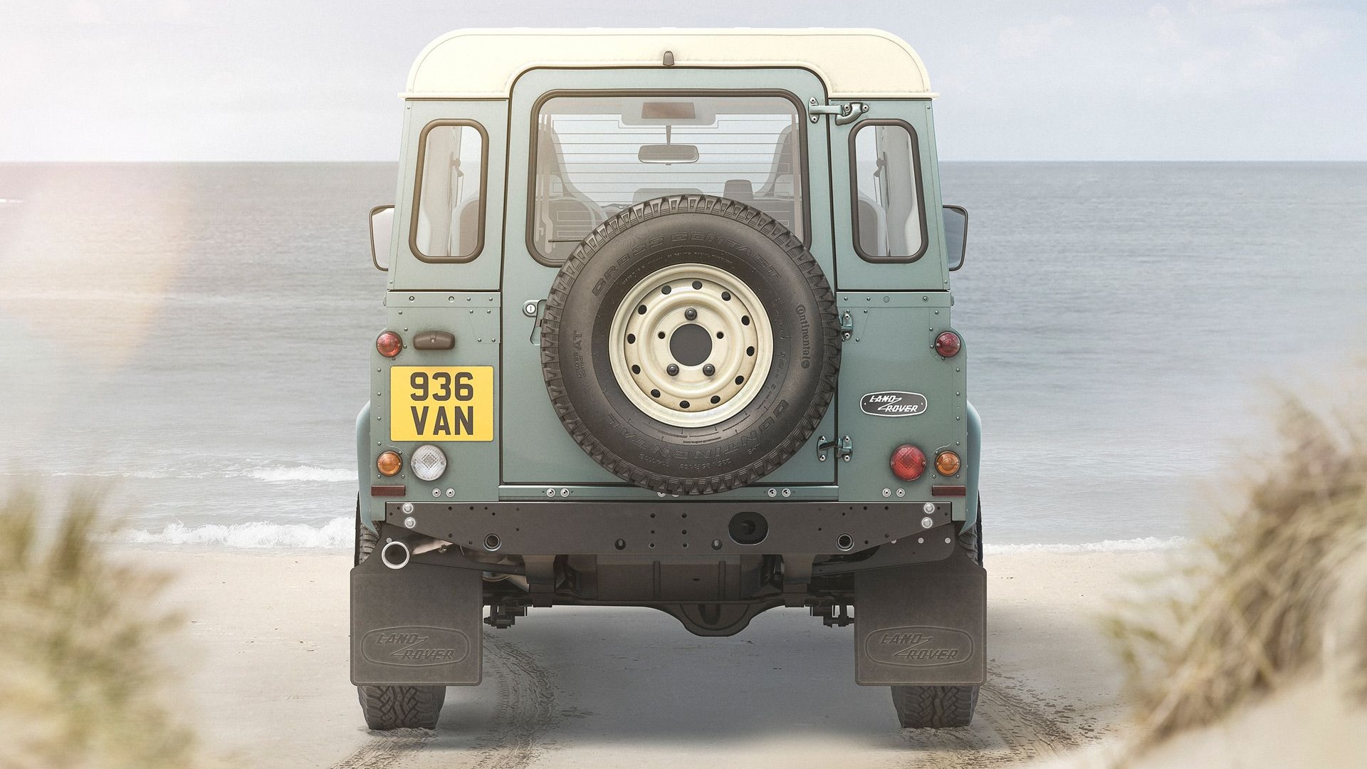 Land Rover Classic Defender V8 by Works Bespoke