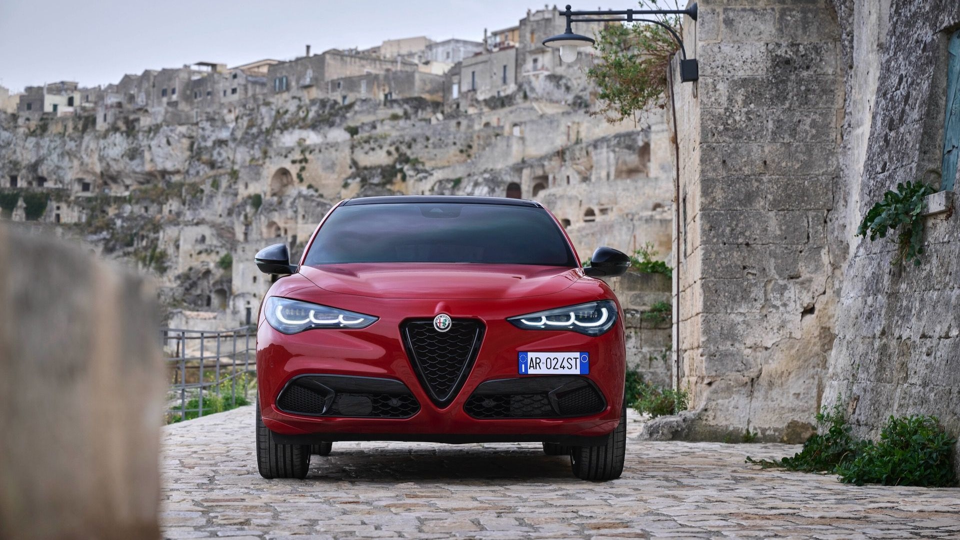 2025 Alfa Romeo Stelvio