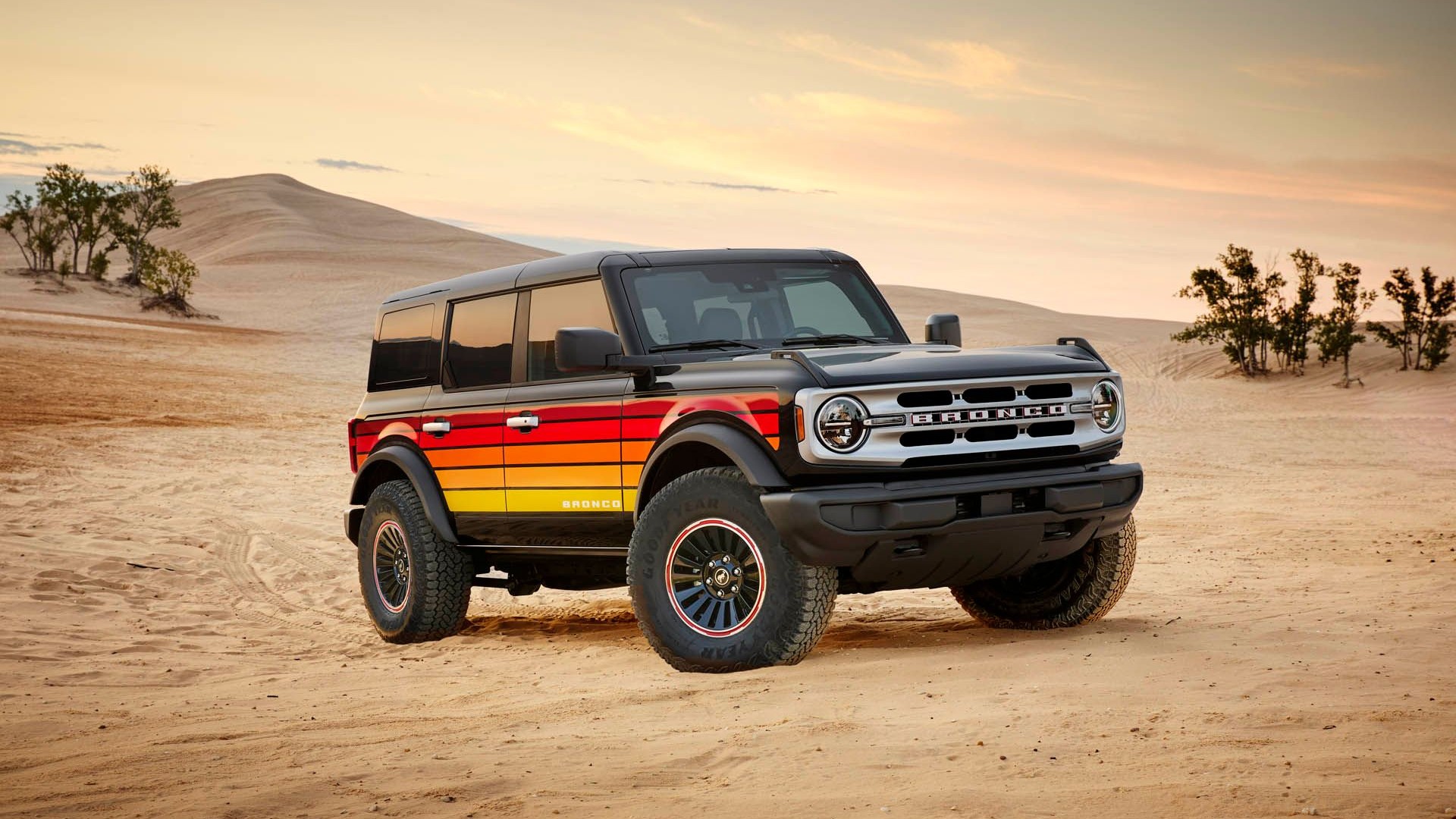 2025 Ford Bronco with Free Wheeling appearance package