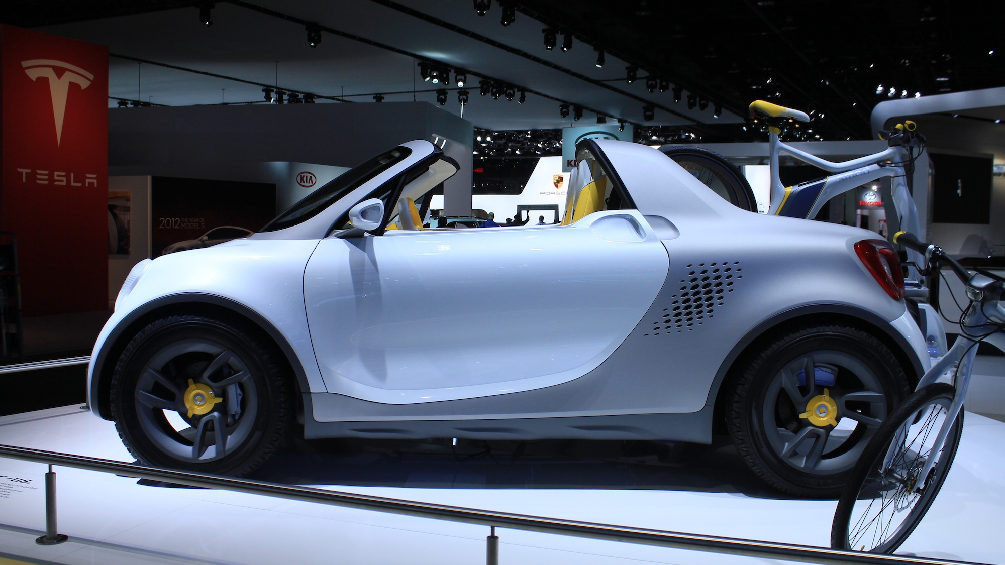 Smart For-Us pickup concept live photos, 2012 Detroit Auto Show