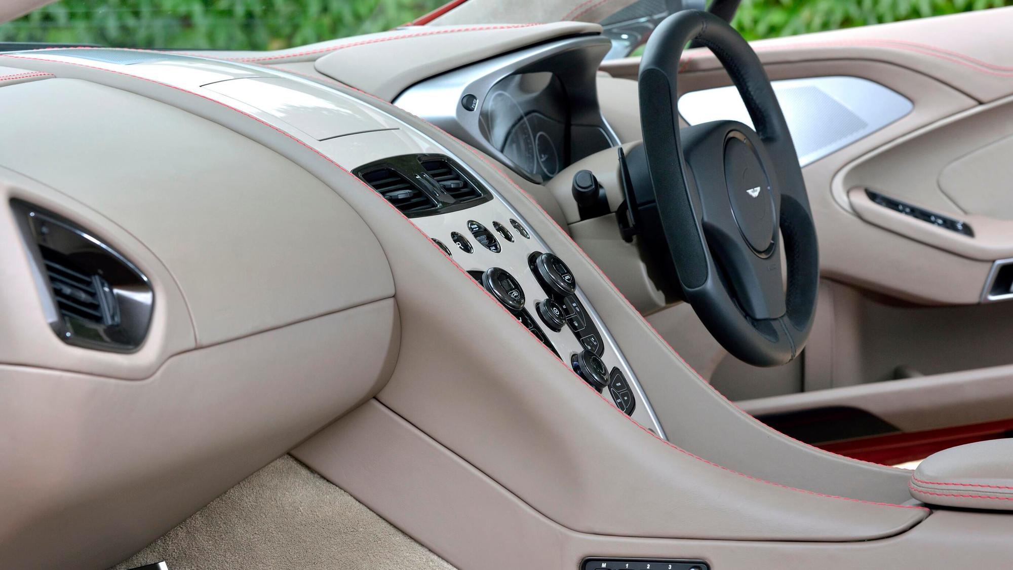 2014 Aston Martin Vanquish
