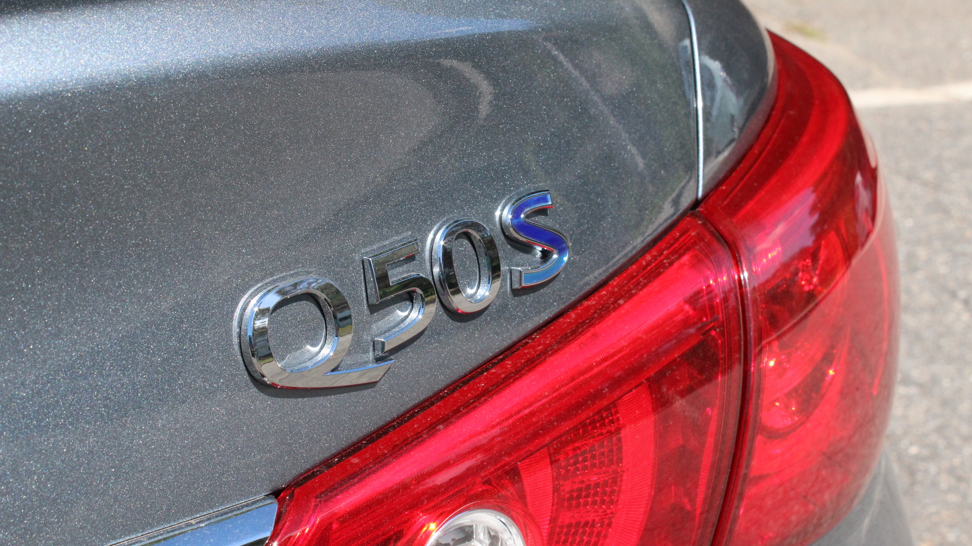 2014 Infiniti Q50 Hybrid Sport  -  First Drive, July 2013