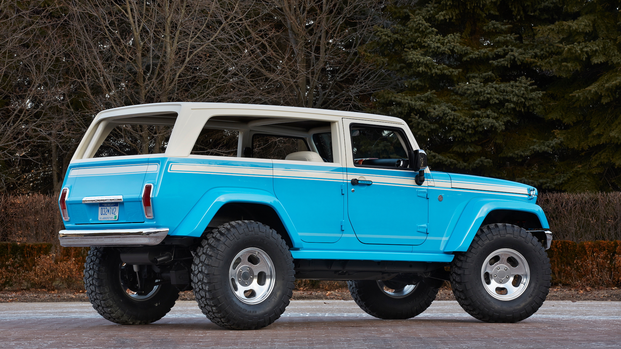 Jeep Chief concept for Moab Easter Jeep Safari, 2015