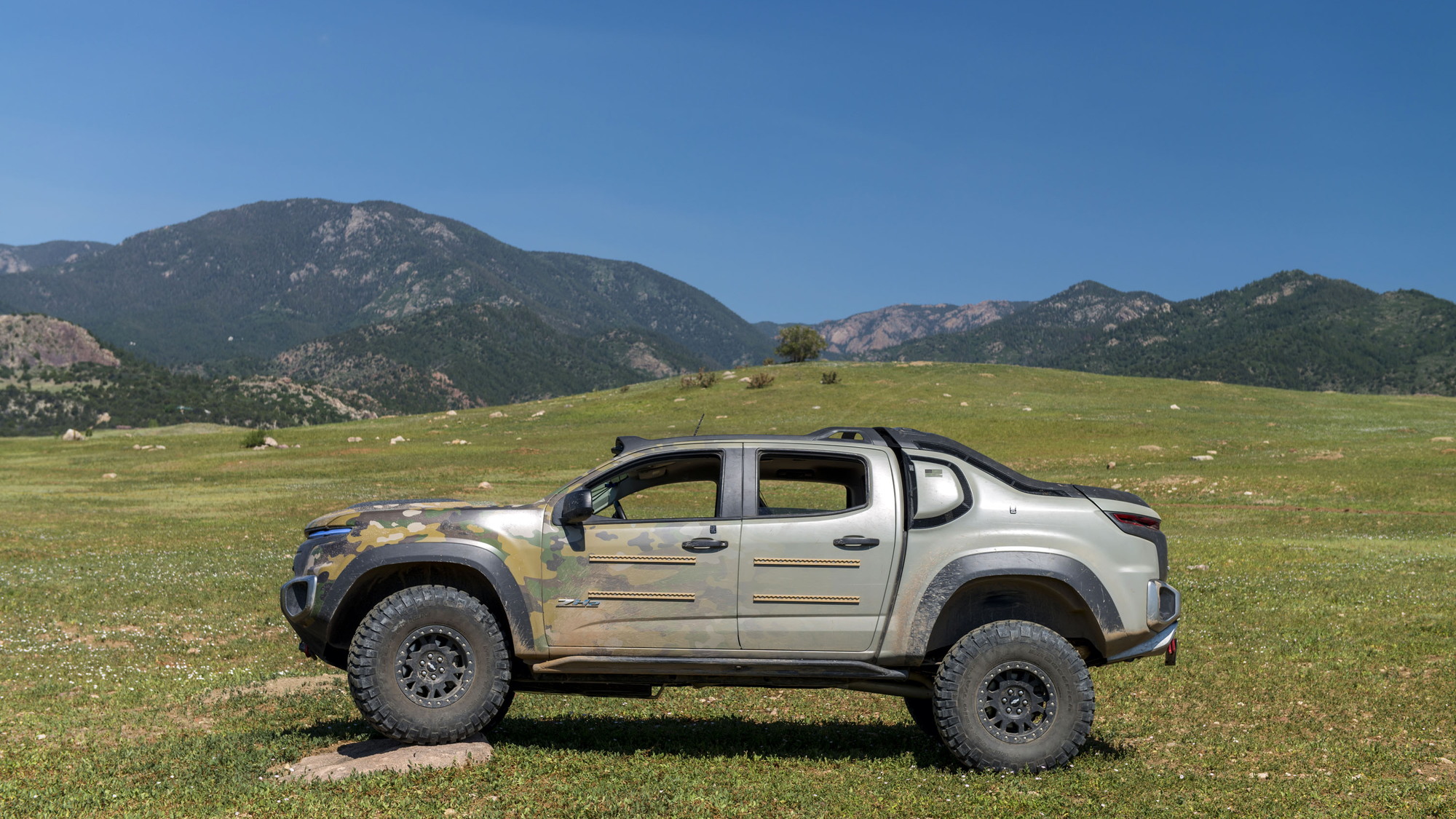Chevrolet Colorado ZH2 hydrogen fuel-cell electric vehicle