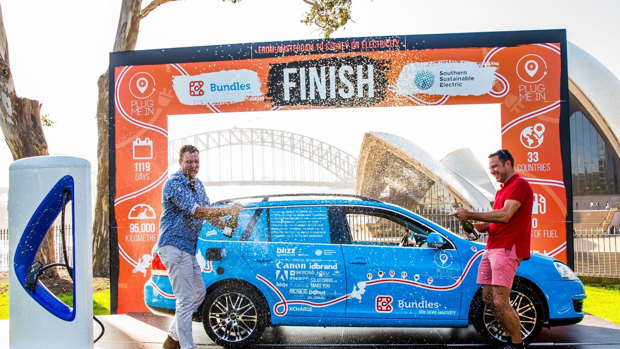 Wiebe Wakker finishes electric-car tour