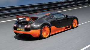 Bugatti Veyron Super Sport sets 267.8 mph top speed record