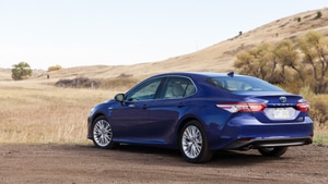 2018 Toyota Camry Hybrid gas-mileage review: going the distance