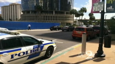 Local Cop Misuses Orlando Electric Car Charging Station