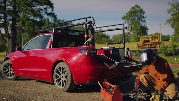 Tesla Model 3 transformed into DIY electric pickup