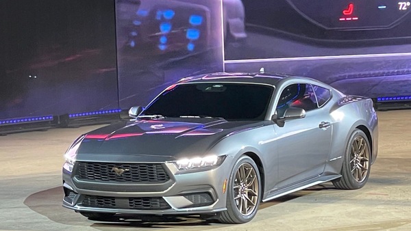 Preview: 2024 Ford Mustang injects modern tech into the traditional