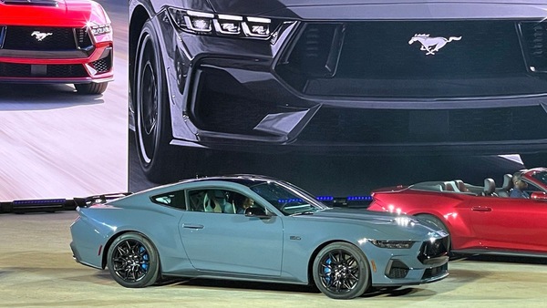 Preview: 2024 Ford Mustang injects modern tech into the traditional